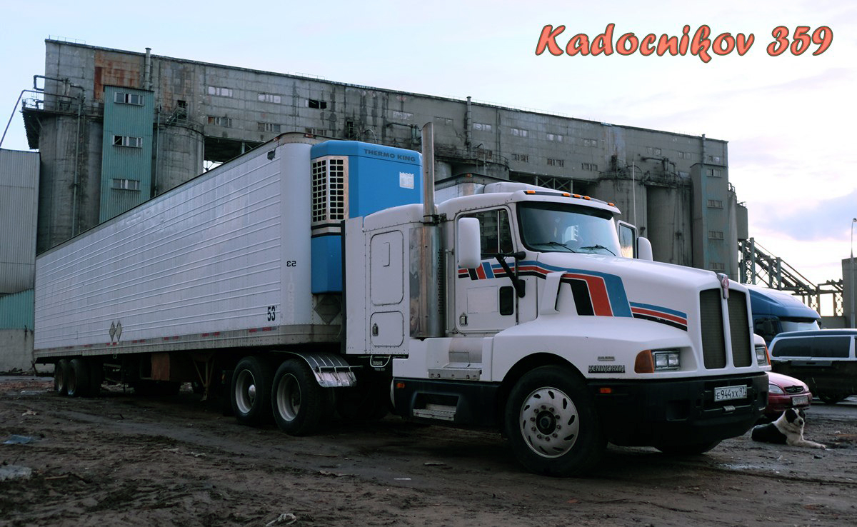 Москва, № Е 944 ХХ 97 — Kenworth T600