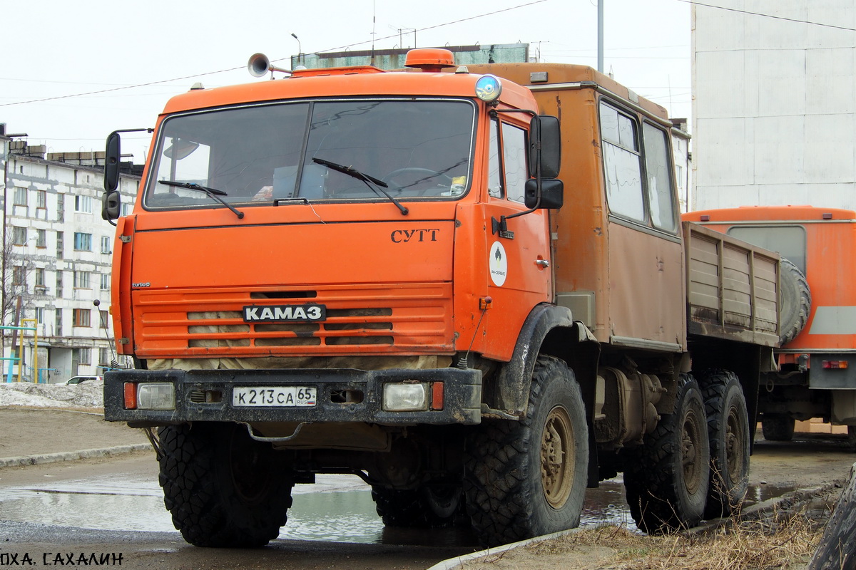 Сахалинская область, № К 213 СА 65 — КамАЗ-43114-02 [43114C]