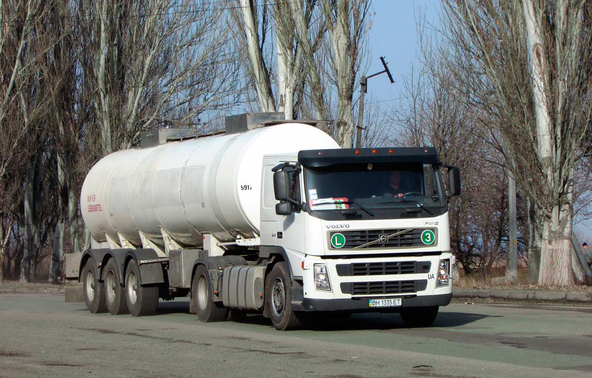 Одесская область, № ВН 1335 ЕТ — Volvo ('2002) FM12.340