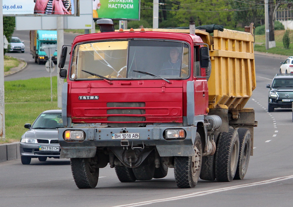 Одесская область, № ВН 1018 АВ — Tatra 815 S1
