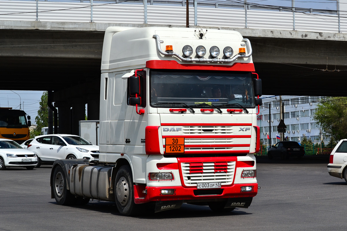 Кировская область, № С 003 ОР 43 — DAF XF95 FT