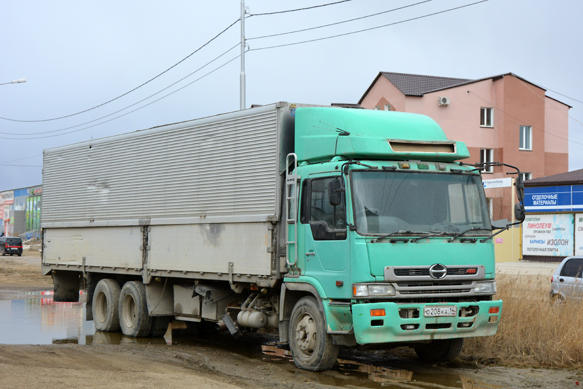 Саха (Якутия), № О 208 КА 14 — Hino Profia