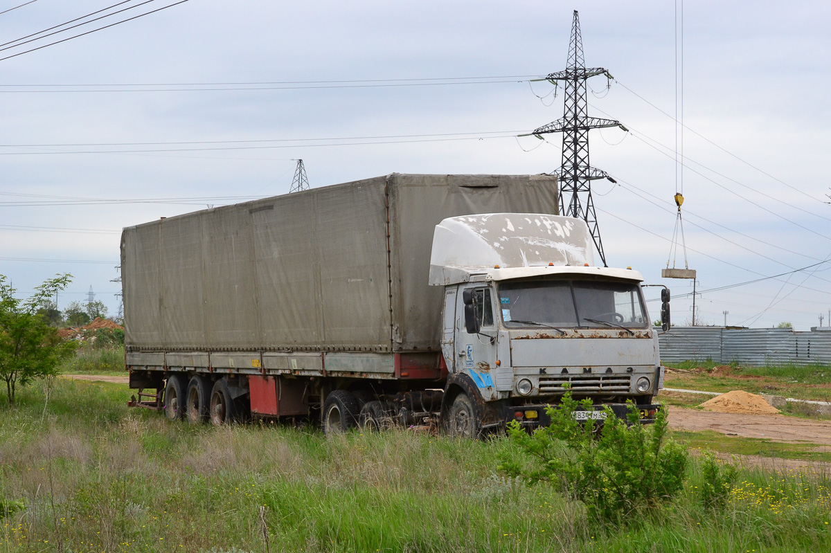 Волгоградская область, № М 834 УМ 34 — КамАЗ-54112