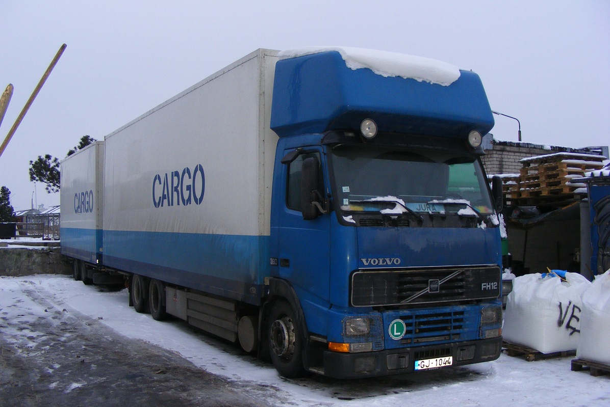 Латвия, № GJ-1044 — Volvo ('1993) FH12.380