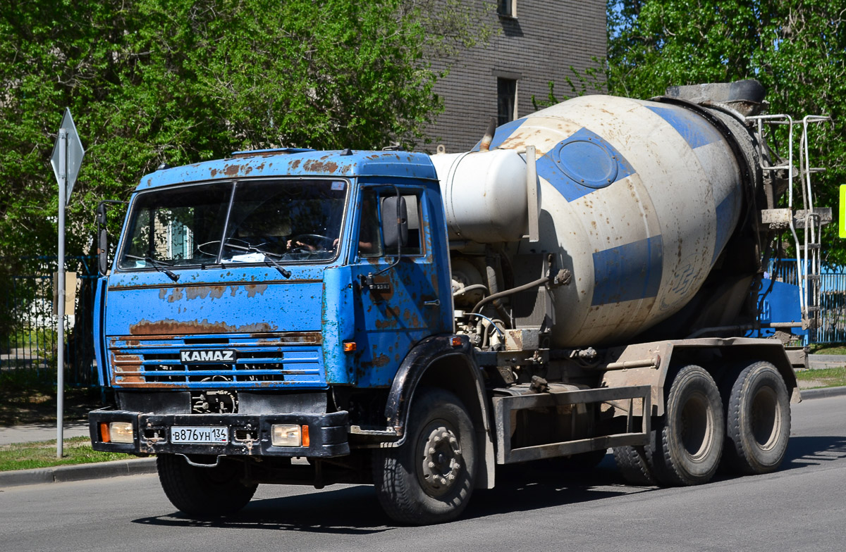 Волгоградская область, № В 876 УН 134 — КамАЗ-53229-15 [53229R]