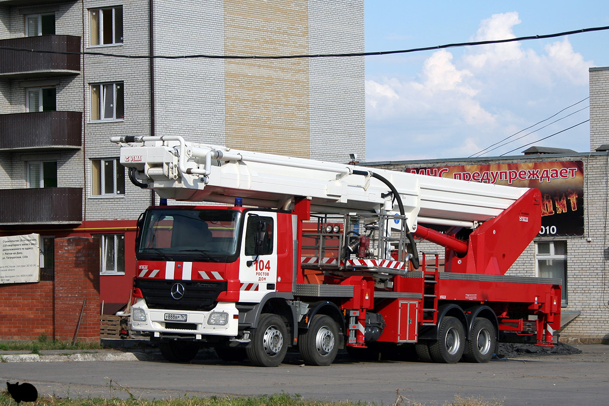 Ростовская область, № У 888 ВР 161 — Mercedes-Benz Actros ('2003)