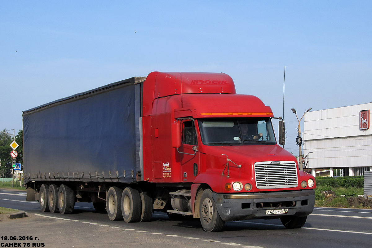 Московская область, № А 421 ОС 190 — Freightliner Century Class