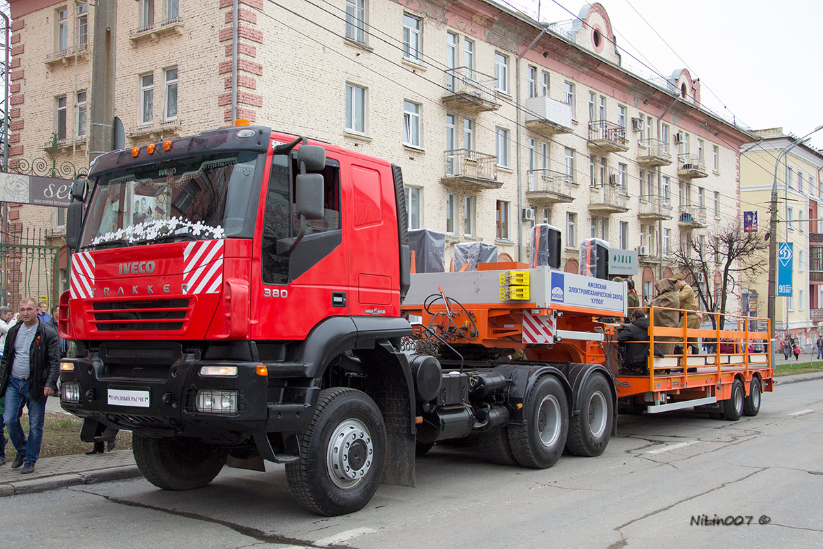 Удмуртия, № Т 741 МН 18 — IVECO-AMT Trakker ('2004)