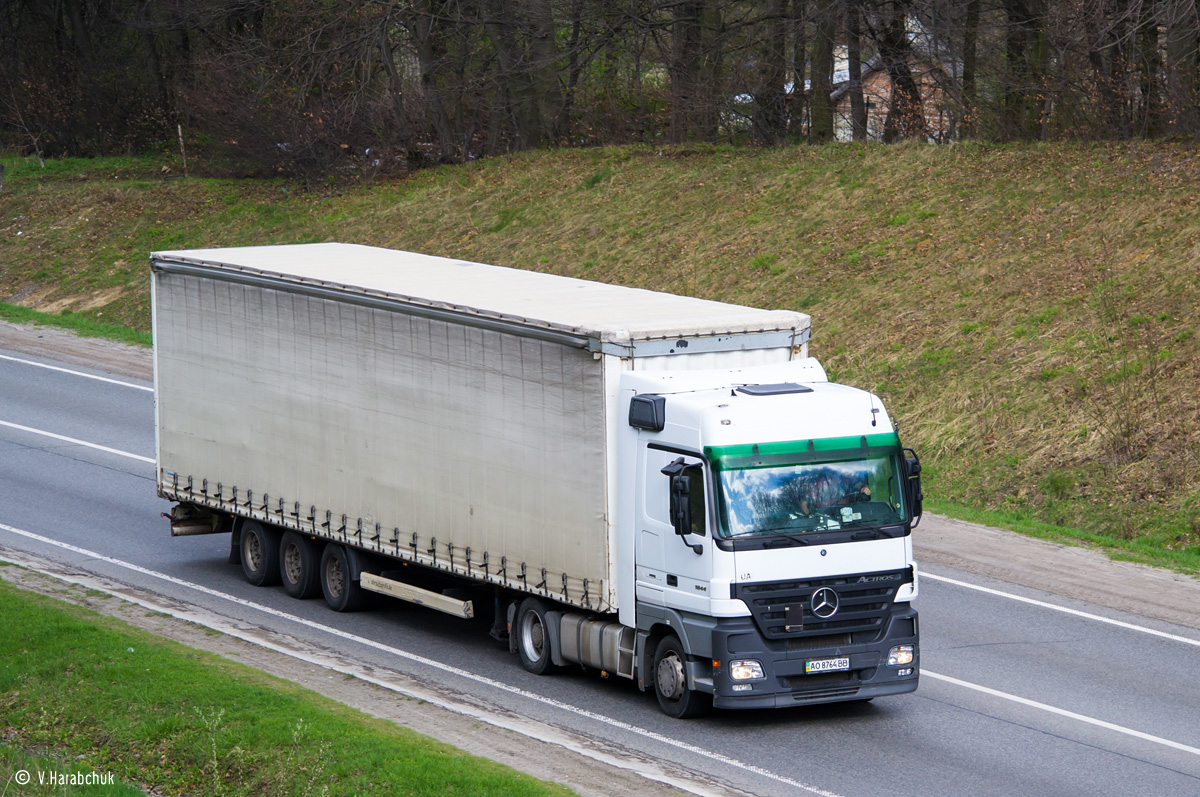 Закарпатская область, № АО 8764 ВВ — Mercedes-Benz Actros ('2003) 1844