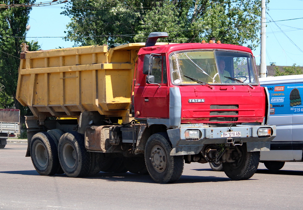 Одесская область, № ВН 1018 АВ — Tatra 815 S1