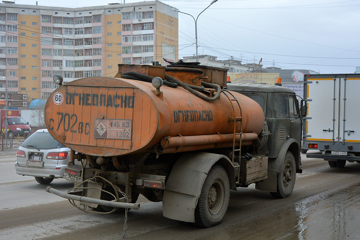 Саха (Якутия), № С 702 ВС 14 — МАЗ-5334