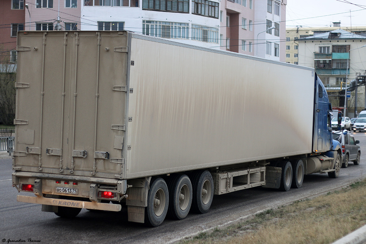 Саха (Якутия), № В 890 ММ 14 — Freightliner Columbia