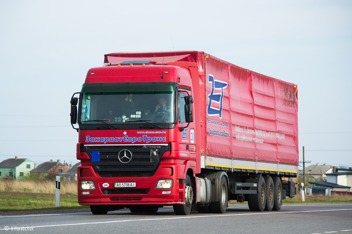 Закарпатская область, № 30 — Mercedes-Benz Actros ('2003) 1844