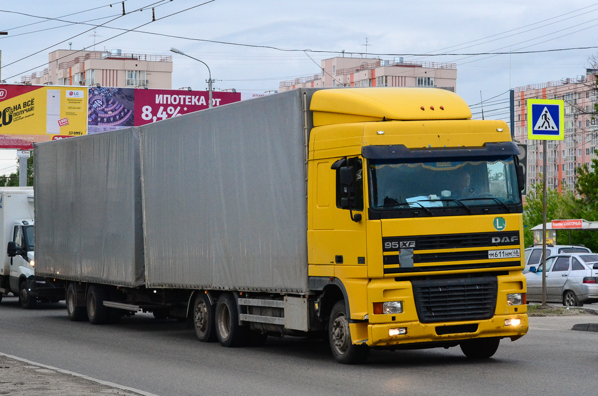 Липецкая область, № М 611 НМ 48 — DAF 95XF FAR