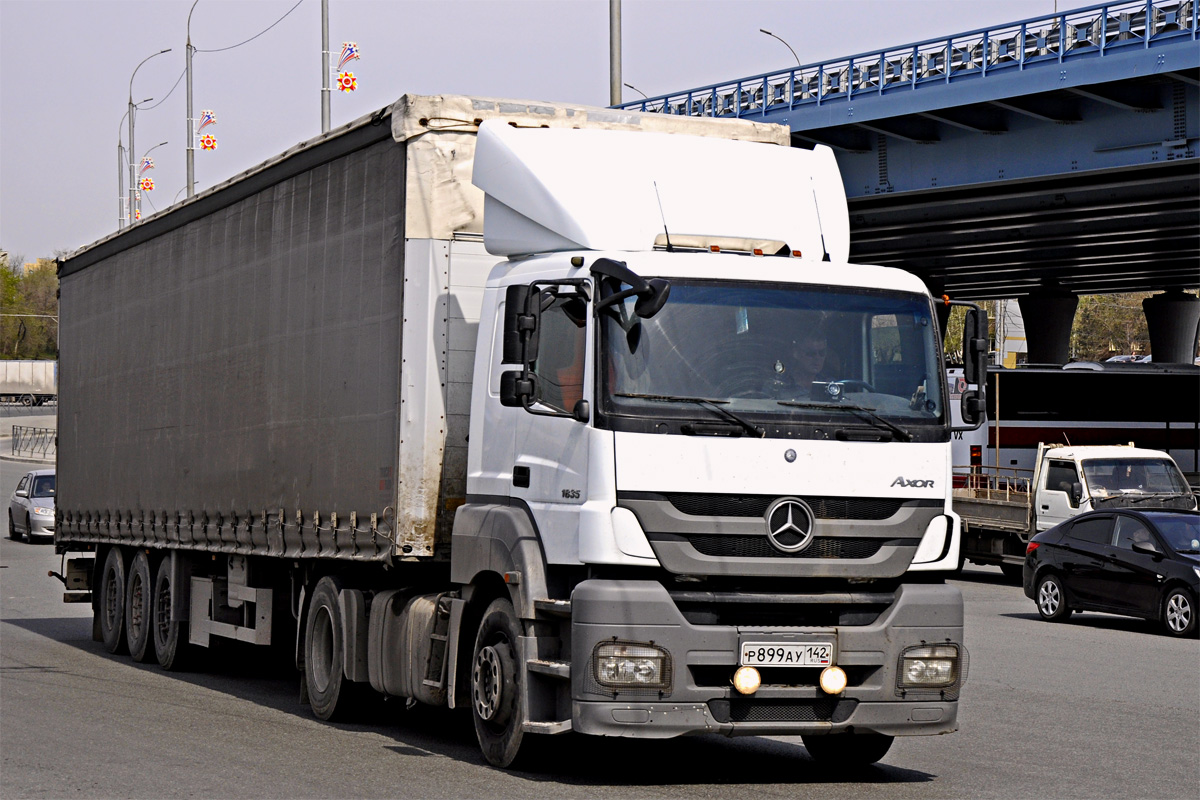 Кемеровская область, № Р 899 АУ 142 — Mercedes-Benz Axor 1835