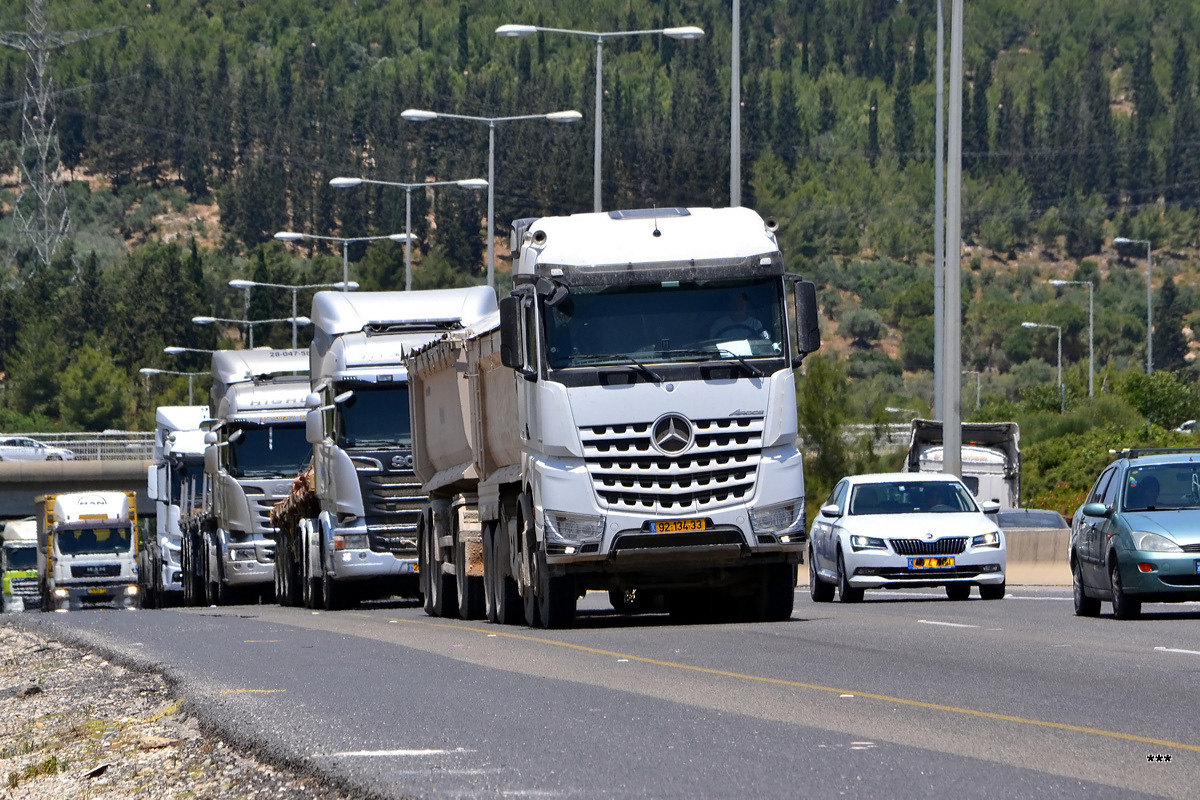 Израиль, № 92-134-33 — Mercedes-Benz Arocs (общ.м)