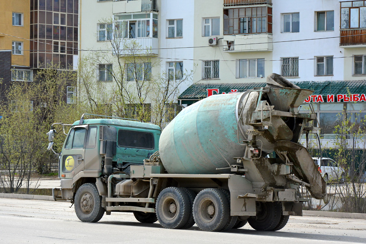 Саха (Якутия), № А 695 КВ 14 — Nissan Diesel (общая модель)