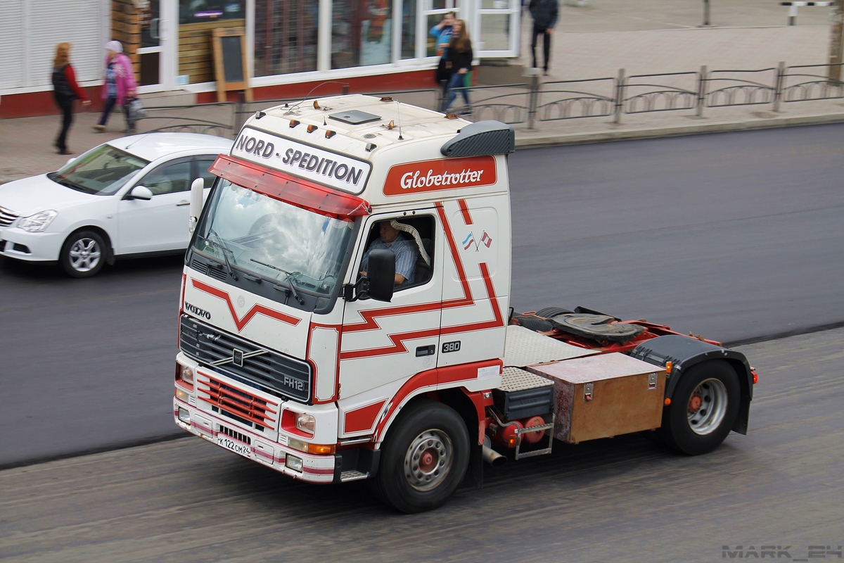 Красноярский край, № К 122 СМ 24 — Volvo ('1993) FH12.380