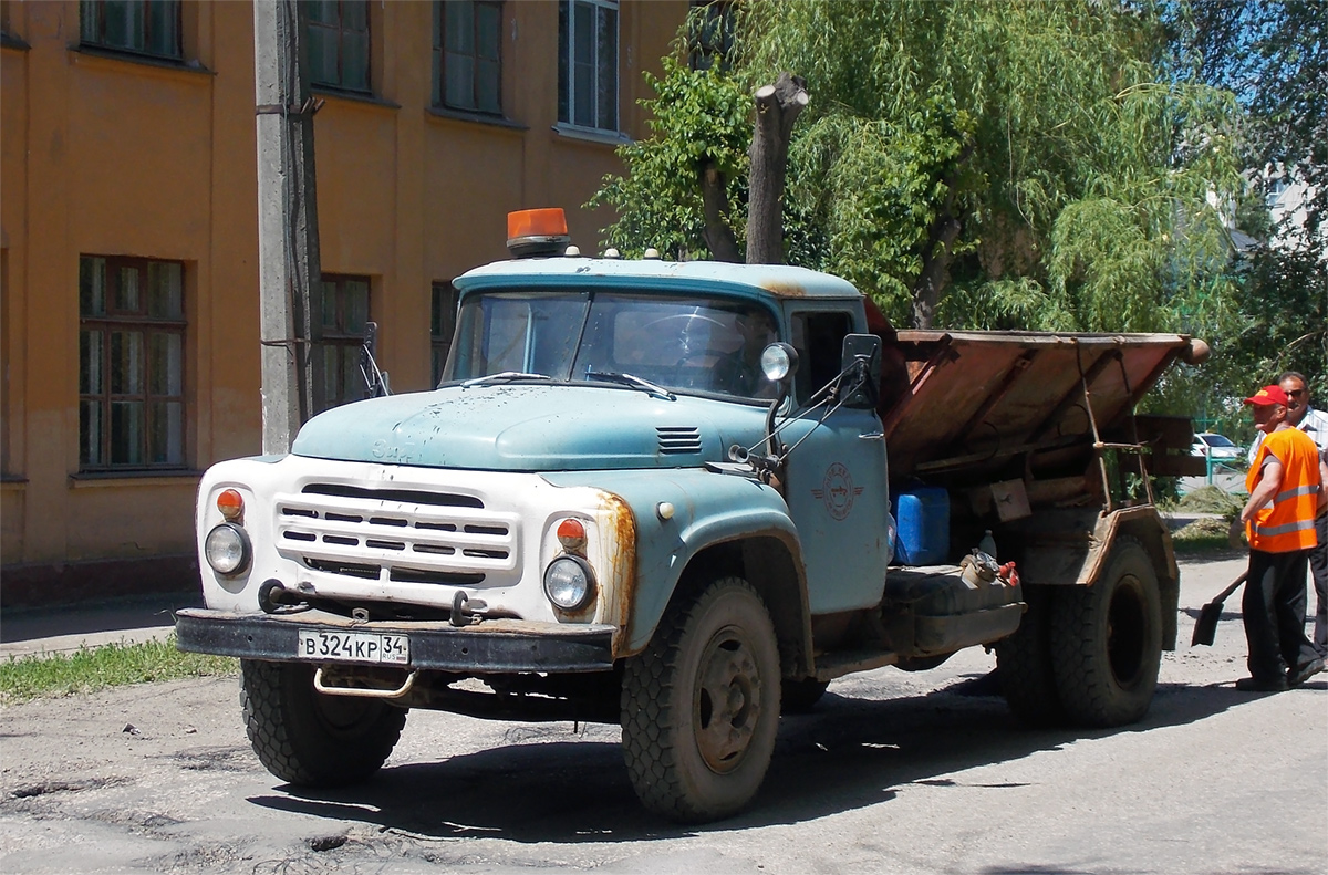 Волгоградская область, № В 324 КР 34 — ЗИЛ-431412