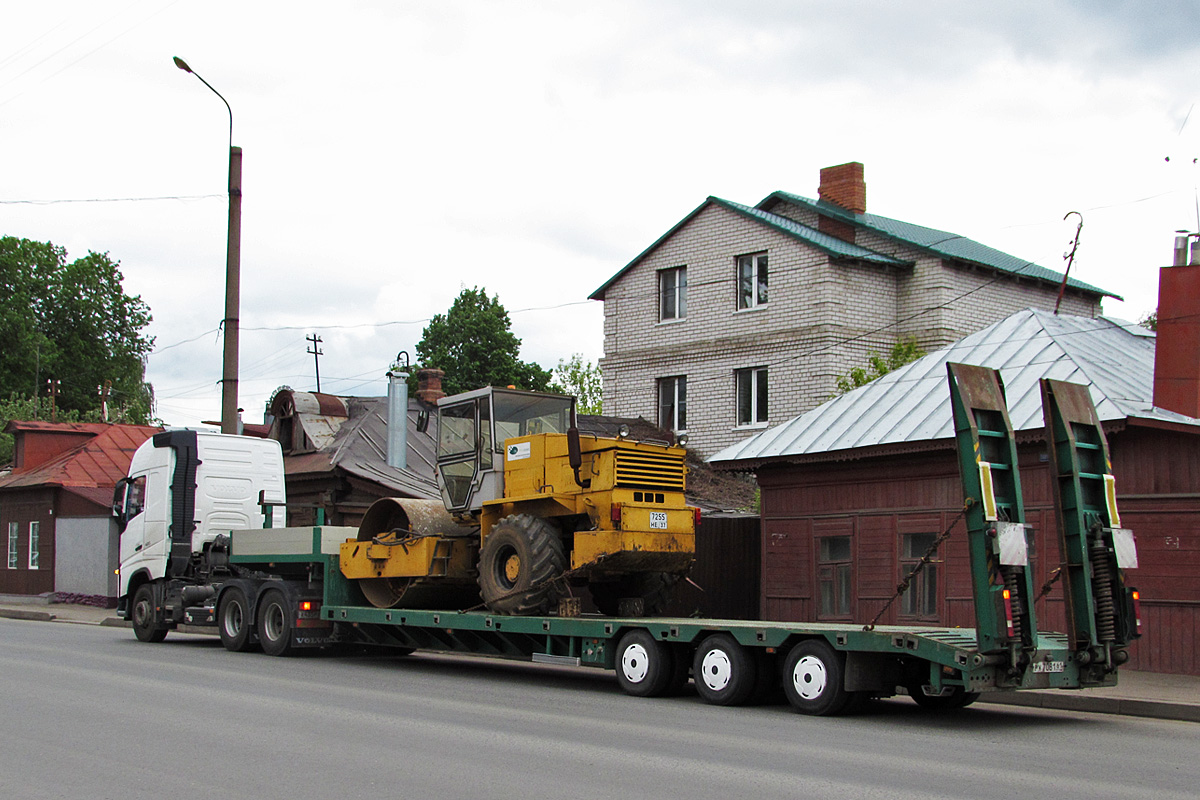 Ивановская область, № А 435 РХ 37 — Volvo ('2012) FH.420; Ивановская область, № 7255 НЕ 37 — ДУ-85