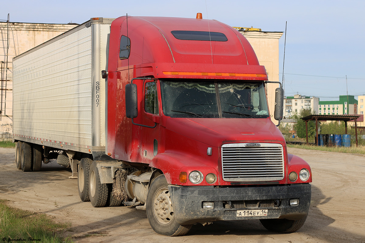 Саха (Якутия), № А 114 ЕУ 14 — Freightliner Century Class