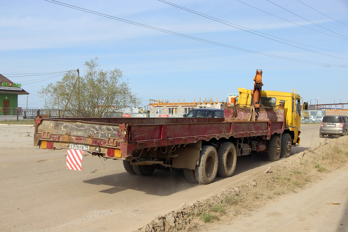 Саха (Якутия), № С 976 КВ 14 — Mitsubishi Fuso The Great