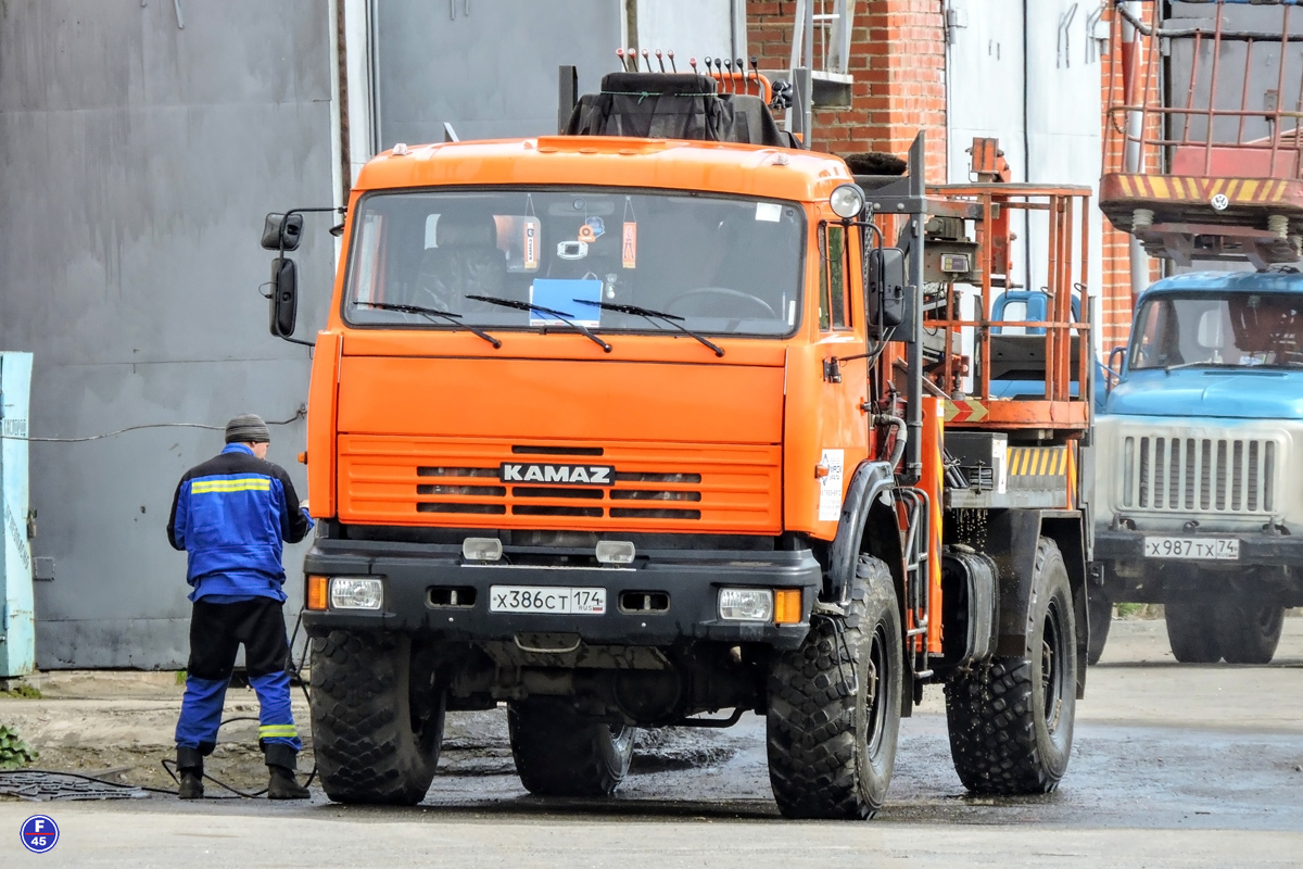 Челябинская область, № Х 386 СТ 174 — КамАЗ-4326-15 [43260R]; Челябинская область, № Х 987 ТХ 74 — ГАЗ-53-12