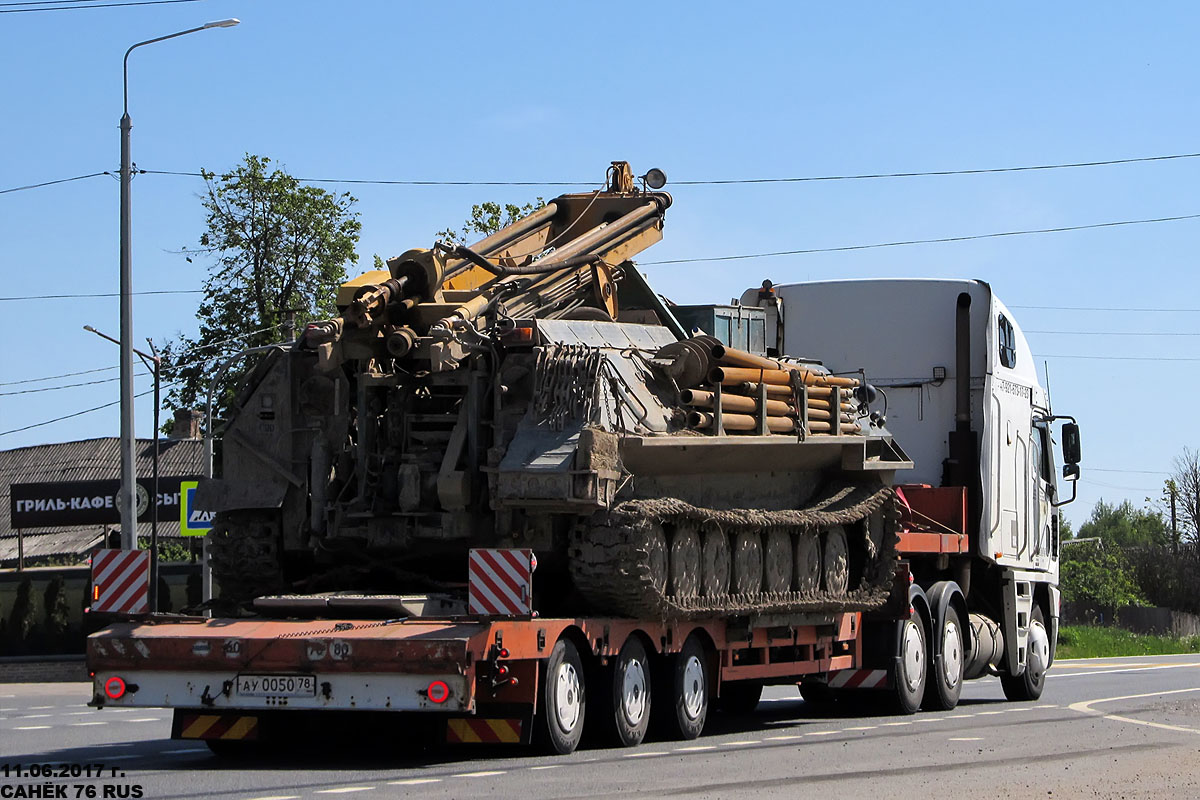 Санкт-Петербург, № Н 222 КТ 98 — Freightliner Argosy