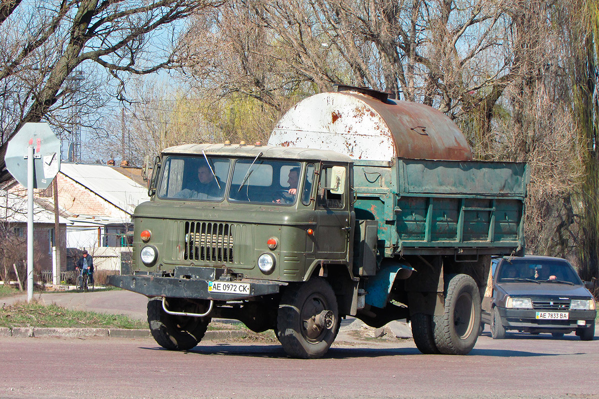 Днепропетровская область, № АЕ 0972 СК — ГАЗ-66-31