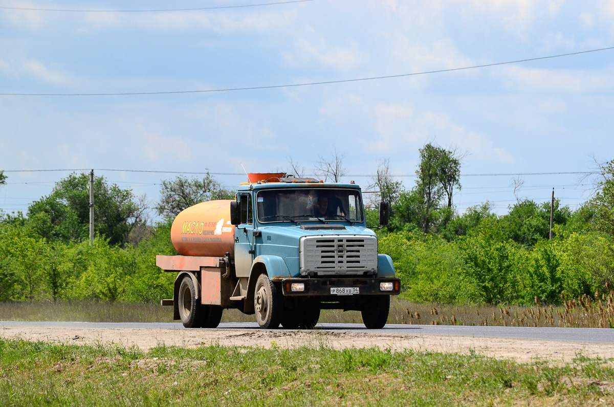 Волгоградская область, № Р 868 ХВ 34 — ЗИЛ-432932