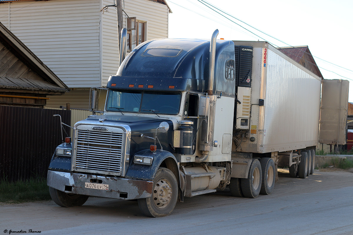 Саха (Якутия), № А 076 ЕУ 14 — Freightliner FLD 120 Classic