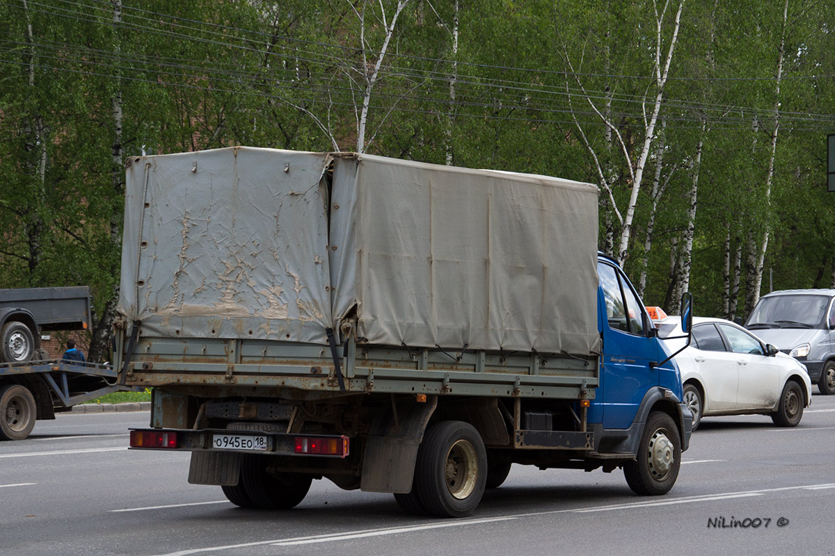 Удмуртия, № О 945 ЕО 18 — ГАЗ-33106 "Валдай"