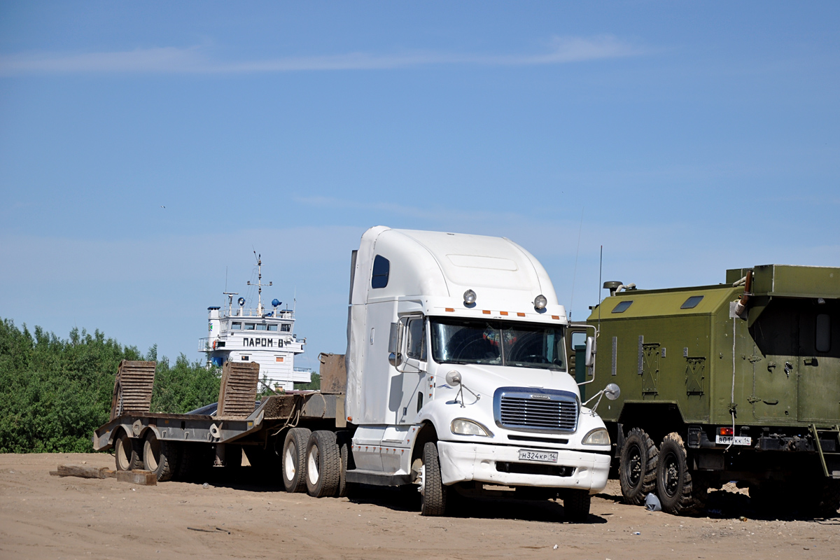 Саха (Якутия), № Н 324 КР 14 — Freightliner Columbia