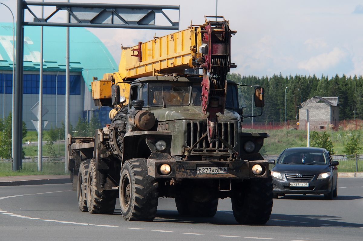 Ханты-Мансийский автоном.округ, № В 273 АО 186 — Урал-4320-30