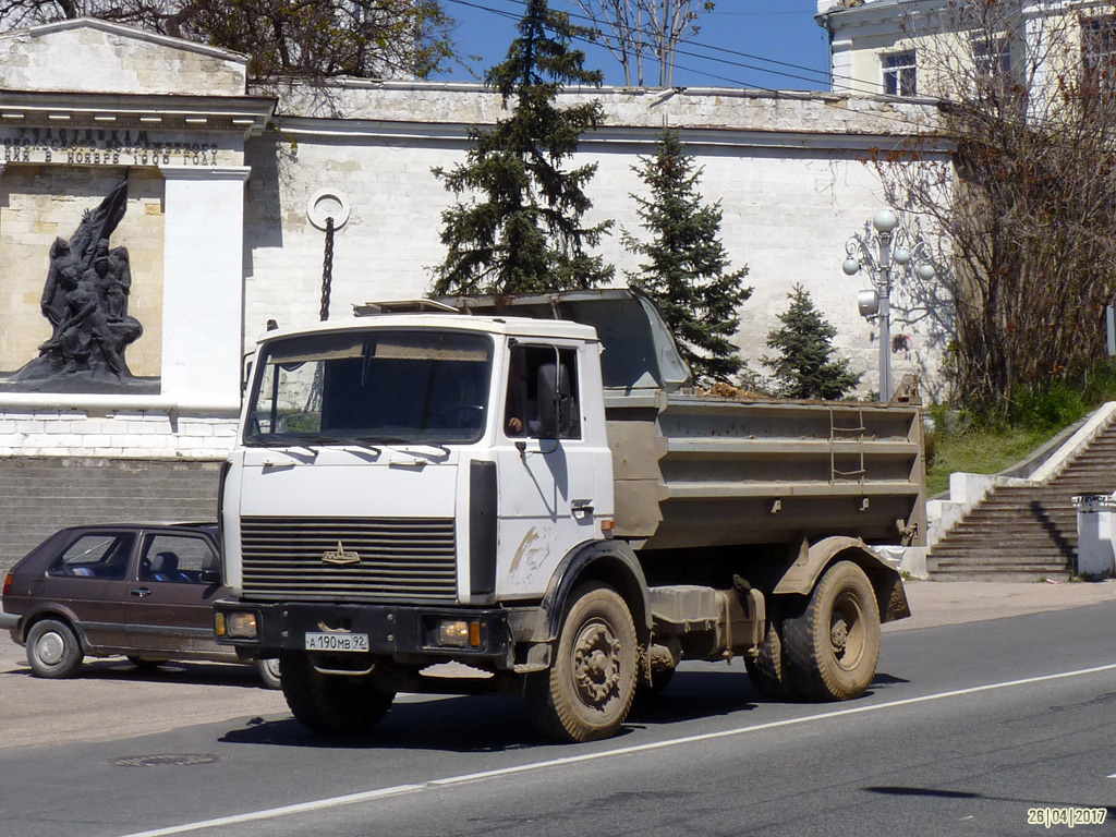 Севастополь, № А 190 МВ 92 — МАЗ-555102