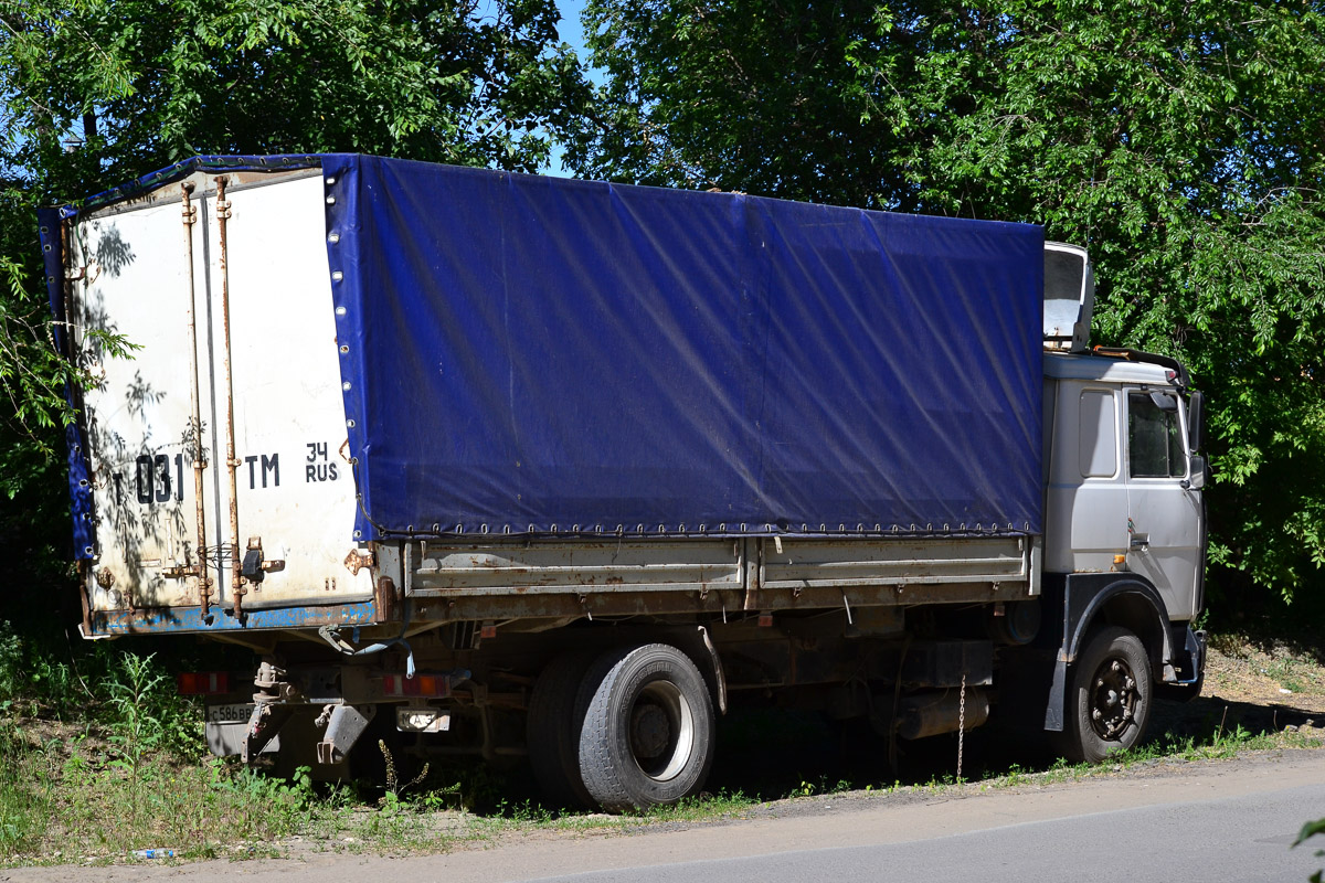 Волгоградская область, № С 586 ВВ 34 — МАЗ-53366