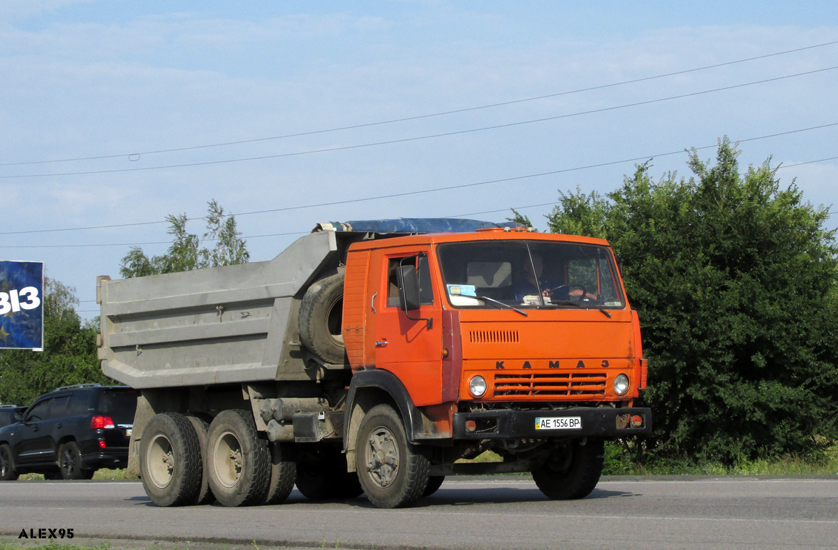 Днепропетровская область, № АЕ 1556 ВР — КамАЗ-5511