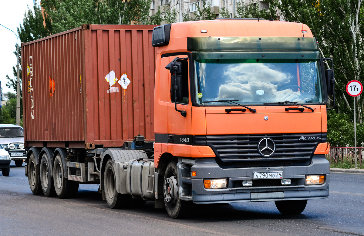 Волгоградская область, № А 790 МО 34 — Mercedes-Benz Actros ('1997) 1840