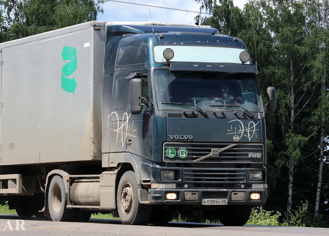 Тамбовская область, № Н 090 ВК 68 — Volvo ('1993) FH12.420; Volvo ('1993) FH12 "70 Years Edition" (Тамбовская область)