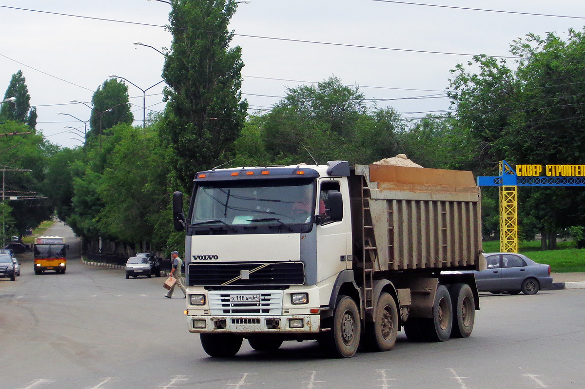 Саратовская область, № Х 118 АМ 64 — Volvo ('1993) FH-Series