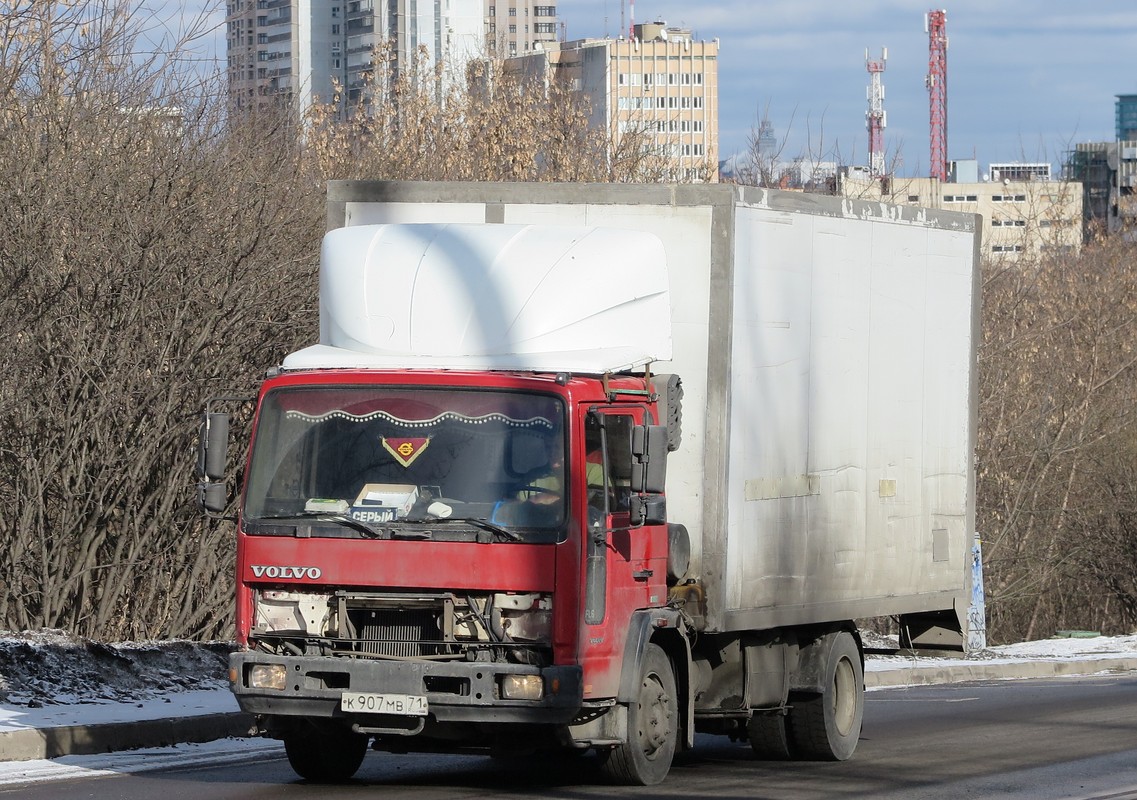 Тульская область, № К 907 МВ 71 — Volvo FL6