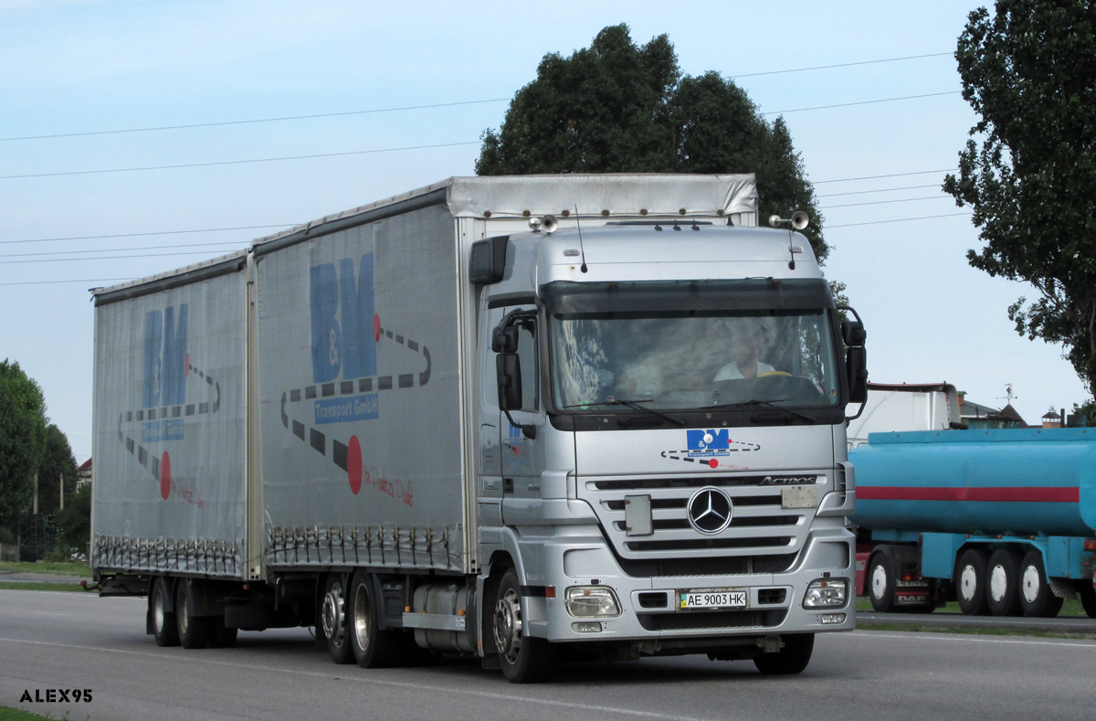 Днепропетровская область, № АЕ 9003 НК — Mercedes-Benz Actros ('2003) 2546