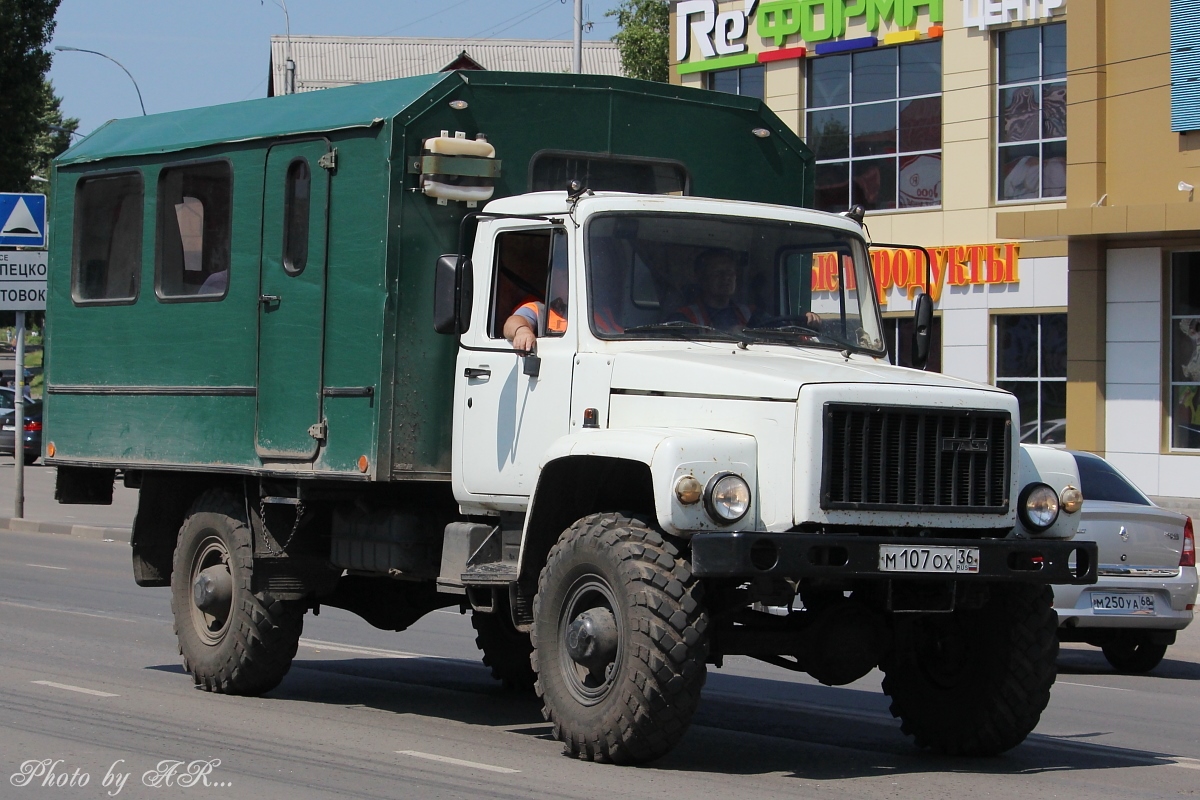 Воронежская область, № М 107 ОХ 36 — ГАЗ-3308 «Садко»