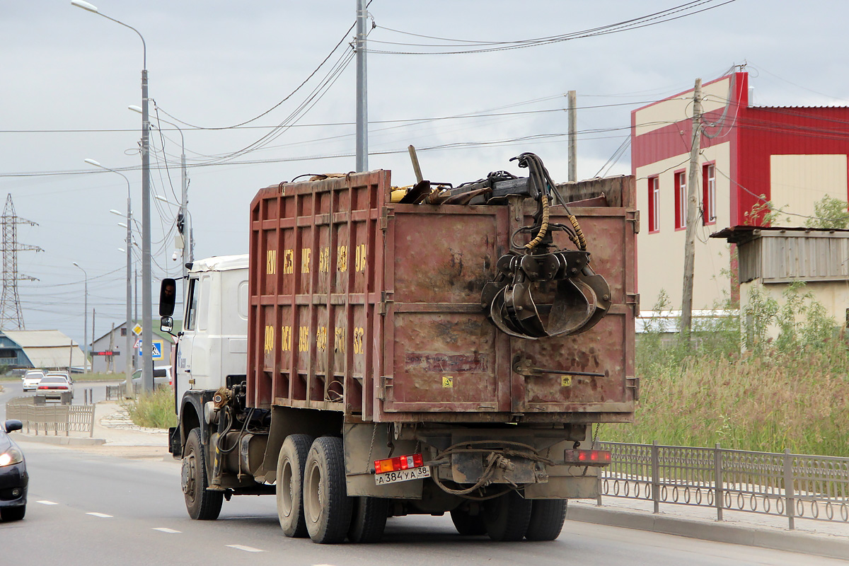 Саха (Якутия), № А 384 УА 38 — МАЗ-6303 (общая модель)