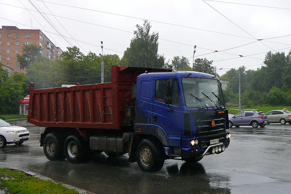 Удмуртия, № Е 984 АР 18 — Sinotruk Hania