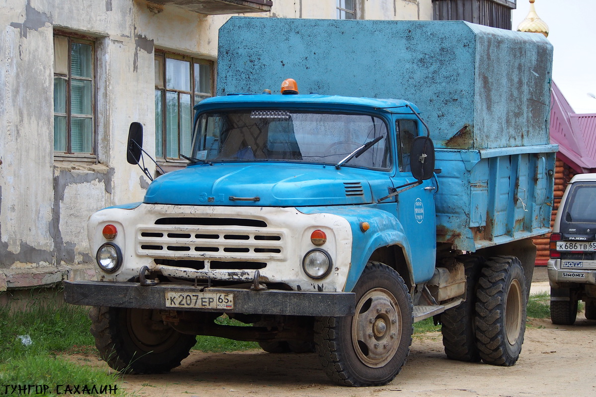 Сахалинская область, № К 207 ЕР 65 — ЗИЛ-495810