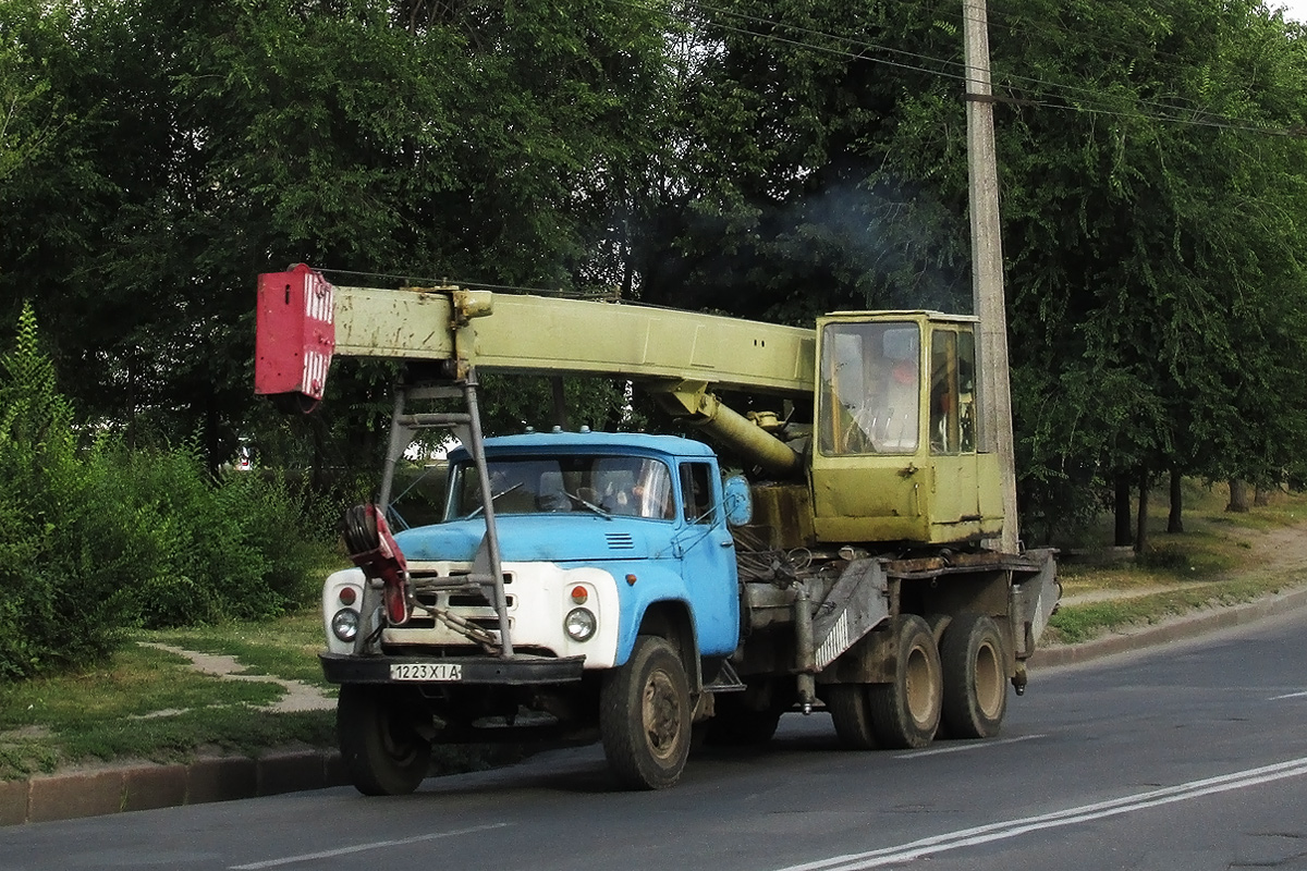 Харьковская область, № 1223 ХІА — ЗИЛ-133ГЯ