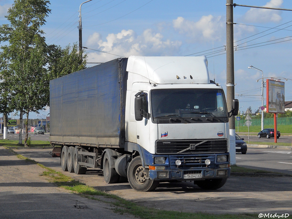 Смоленская область, № Н 560 МС 67 — Volvo ('1993) FH12.340