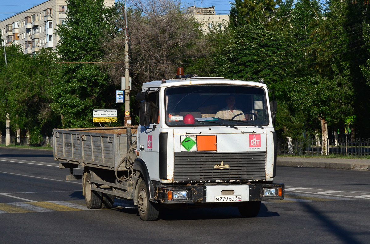 Волгоградская область, № М 279 ХС 34 — МАЗ-437041 "Зубрёнок"