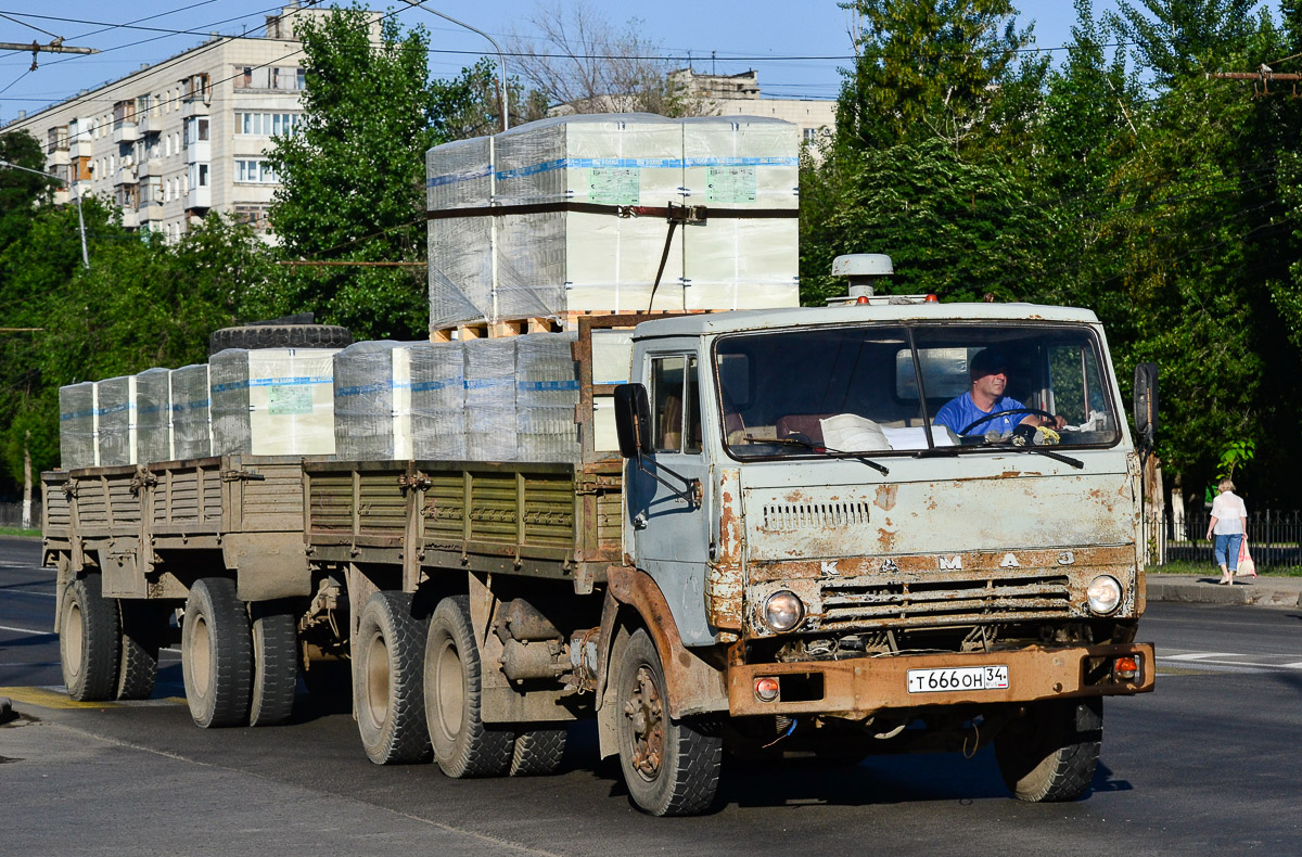 Волгоградская область, № Т 666 ОН 34 — КамАЗ-53208